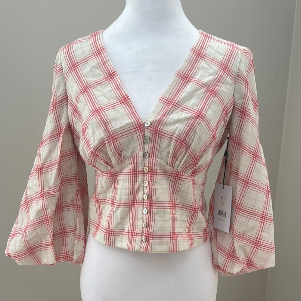 Bailey 44 Abigail Pink and Cream v-neck button front puff sleeve blouse top NWT - Picture 1 of 7
